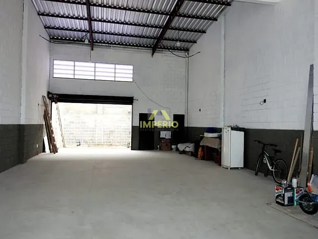 Galpão / Barracão com 240m², à venda, no bairro Residencial Vila dos Eucaliptos em Salto