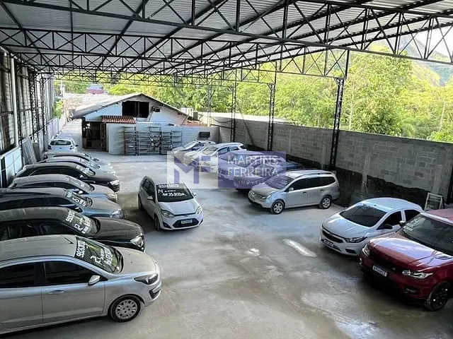 Galpão / Barracão com 600m², para alugar, no bairro Vargem Pequena em Rio de Janeiro