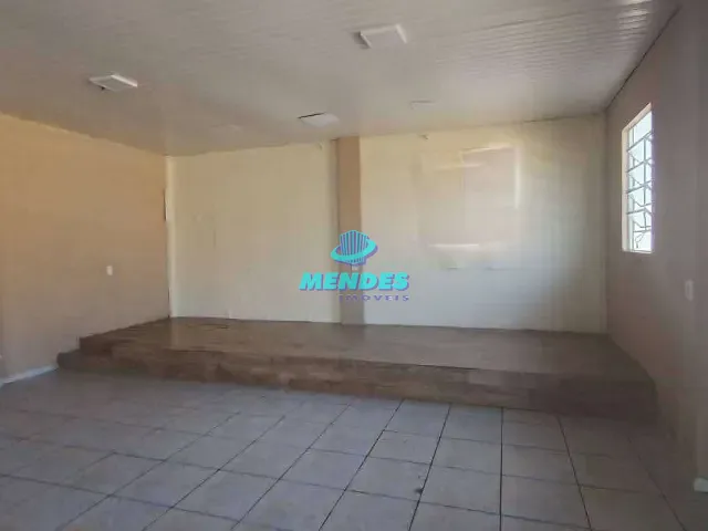 Galpão / Barracão com 250m², para alugar, no bairro Novo Mundo em Gravataí