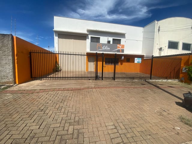 Galpão / Barracão com 300m², para alugar, no bairro Jardim Sao Paulo em Cambé