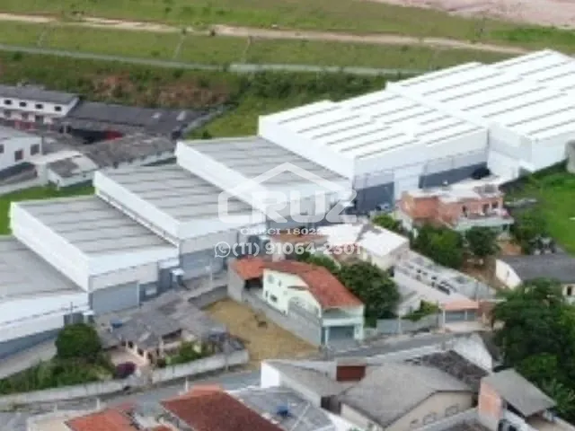 Galpão / Barracão com 440m², à venda ou para alugar, no bairro Laranjeiras em Caieiras