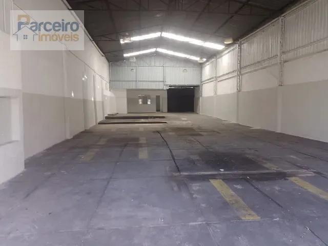 Galpão / Barracão com 440m², para alugar, no bairro Vila Norma em São Paulo