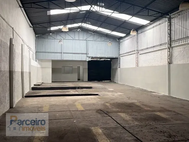 Galpão / Barracão com 443m², para alugar, no bairro Vila Norma em São Paulo