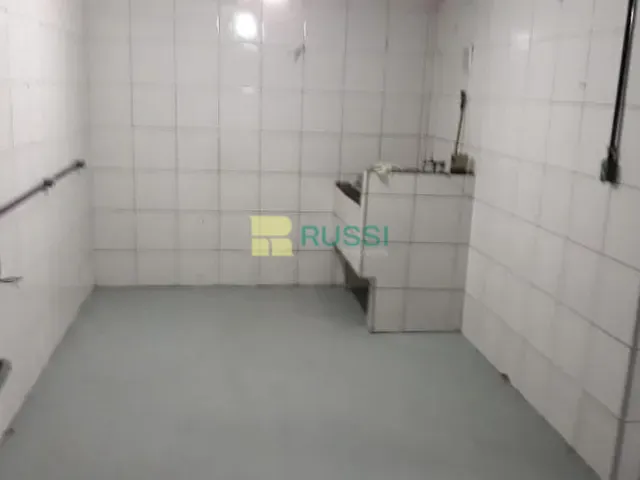 Galpão / Barracão com 300m², à venda, no bairro Jardim San Marino em São José dos Campos