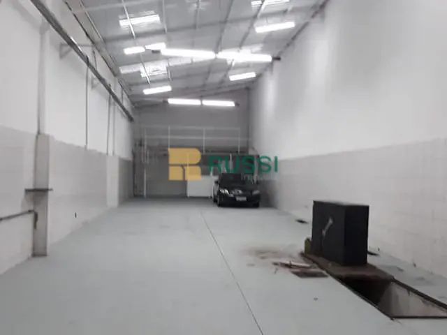 Galpão / Barracão com 300m², à venda, no bairro Jardim San Marino em São José dos Campos