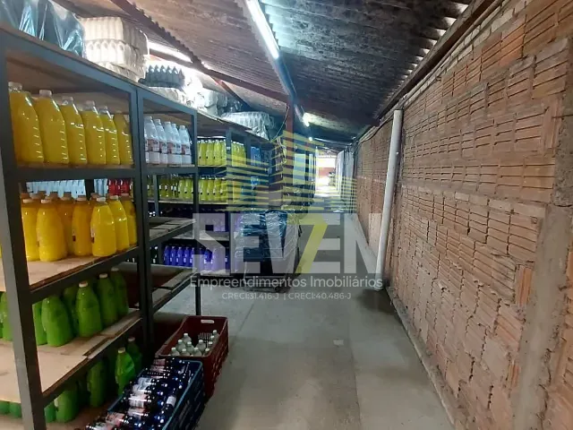 Galpão / Barracão com 220m², à venda, no bairro Parque Santa Edwiges em Bauru