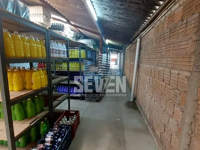 Galpão / Barracão com 220m², à venda, no bairro Parque Santa Edwiges em Bauru