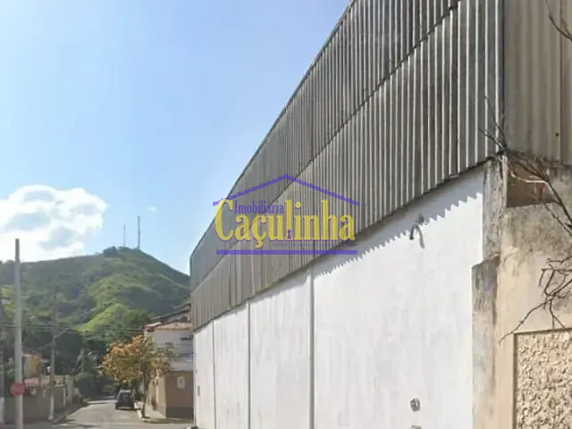 Galpão / Barracão com 1m², para alugar, no bairro Centro em Barra do Piraí