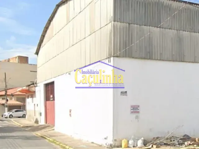 Galpão / Barracão com 1m², para alugar, no bairro Centro em Barra do Piraí