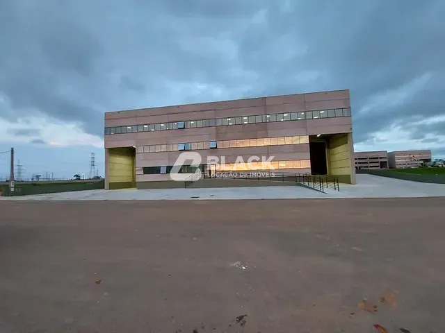 Galpão / Barracão com 2784m², para alugar, no bairro Iporanga em Sorocaba