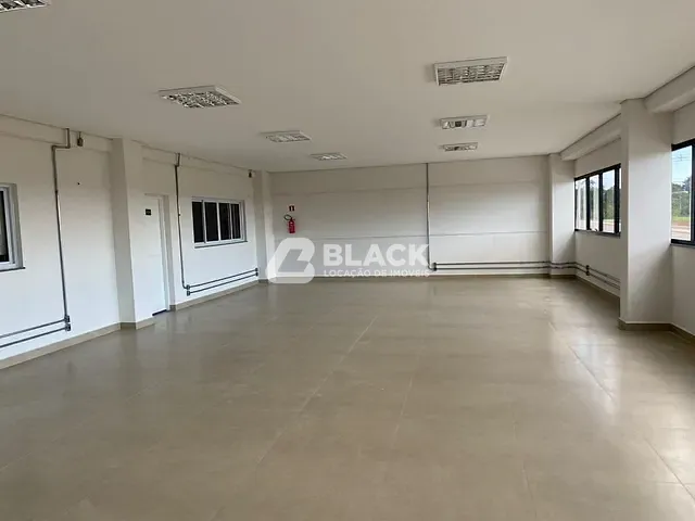 Galpão / Barracão com 2784m², para alugar, no bairro Iporanga em Sorocaba