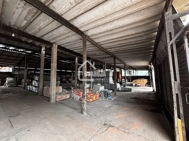Galpão / Barracão à venda, no bairro Conceiçãozinha em Guarujá