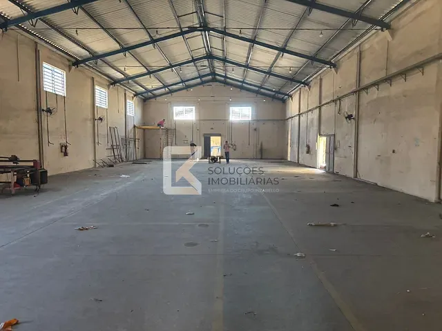 Galpão / Barracão com 1050m², para alugar, no bairro Recreio Campestre Jóia em Indaiatuba