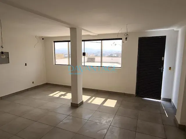 Galpão / Barracão com 942m², para alugar, no bairro Alto da Lapa em São Paulo