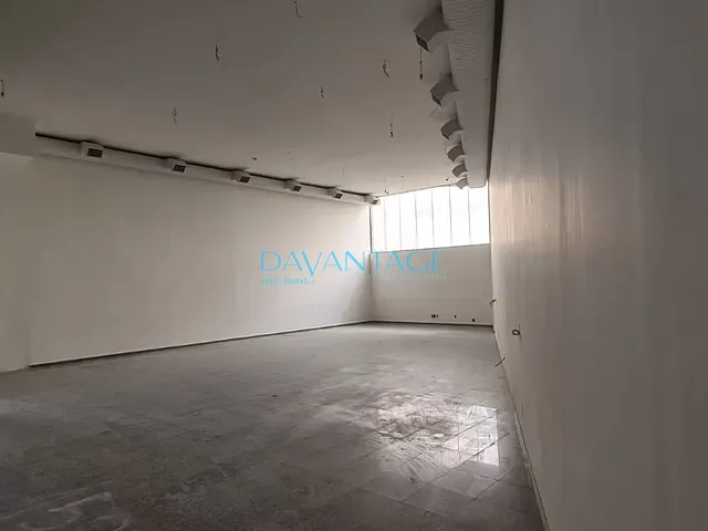 Galpão / Barracão com 942m², para alugar, no bairro Alto da Lapa em São Paulo