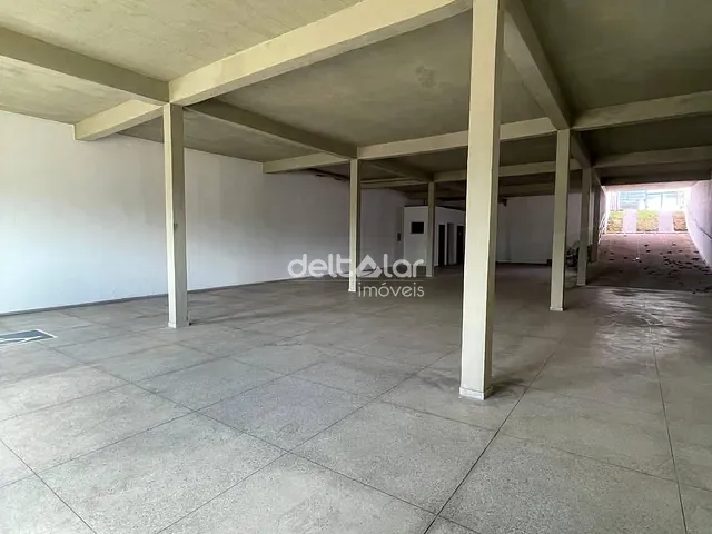 Galpão / Barracão com 289m², à venda, no bairro Heliópolis em Belo Horizonte