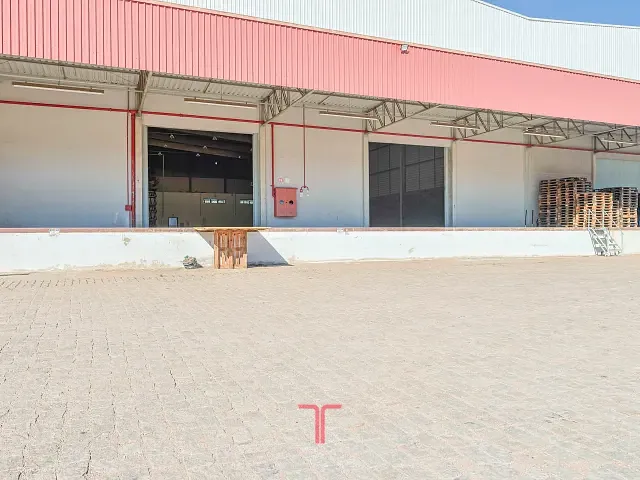 Galpão / Barracão com 1534m², para alugar, no bairro Costeira em São José dos Pinhais