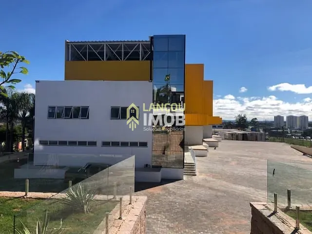 Galpão / Barracão com 5000m², à venda, no bairro Jardim Carolina em Jundiaí