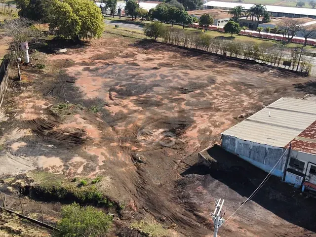 Galpão / Barracão com 15524m², para alugar, no bairro São Bento em Artur Nogueira