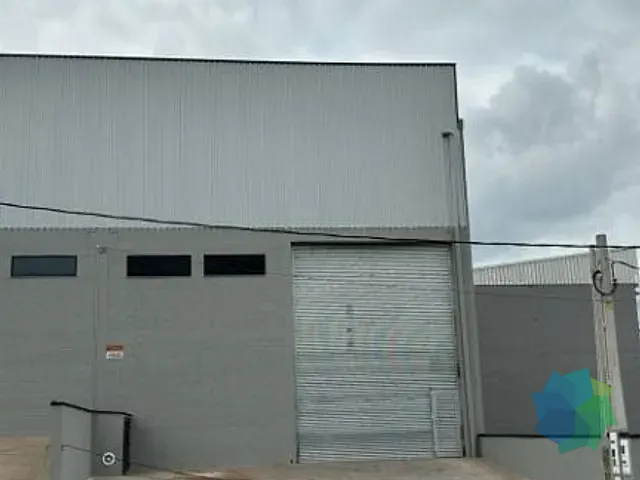 Galpão / Barracão com 458m², para alugar, no bairro Jardim Buru em Salto