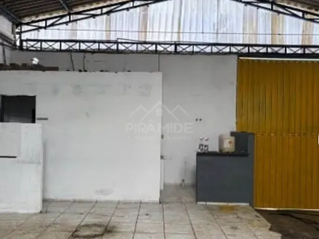 Galpão / Barracão para alugar, no bairro Centro em Poços de Caldas