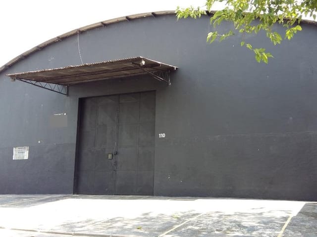 Foto do Galpão / Barracão - Galpão / Barracão para Locação 8 Vagas, 600M², Vila Nair, São José dos Campos - SP | RUSSI IMÓVEIS