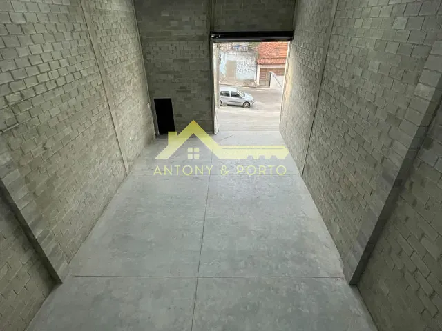 Galpão / Barracão para alugar, no bairro Vila Endres em Guarulhos