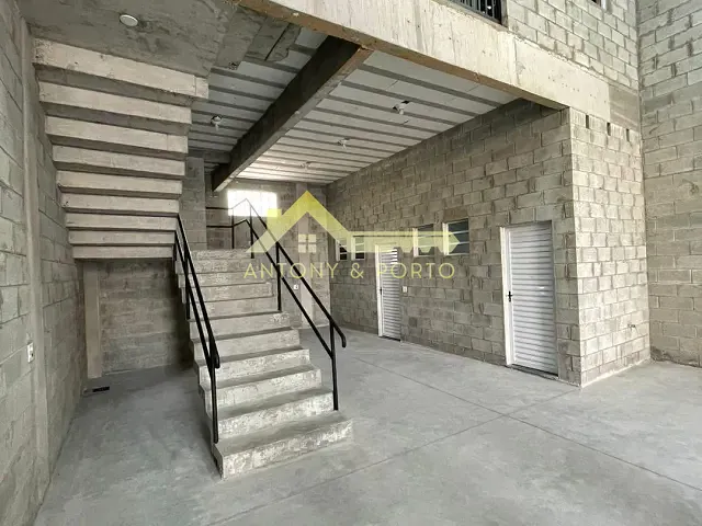 Galpão / Barracão para alugar, no bairro Vila Endres em Guarulhos