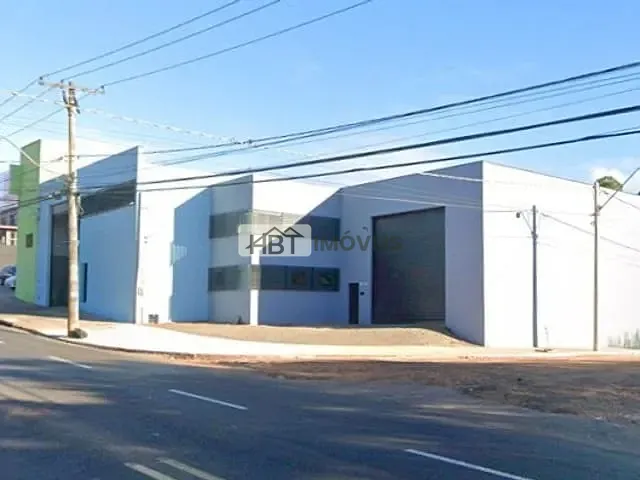 Galpão / Barracão à venda, no bairro Jardim Carvalho em Bauru
