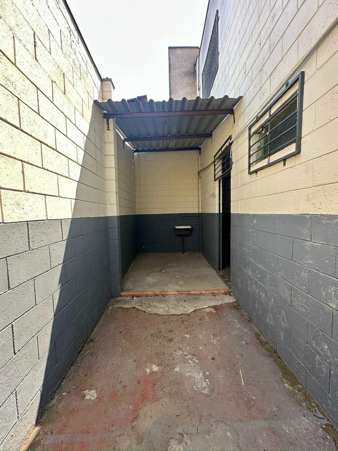 Depósito-Galpão-Armazém para alugar, 158m² - Foto 5