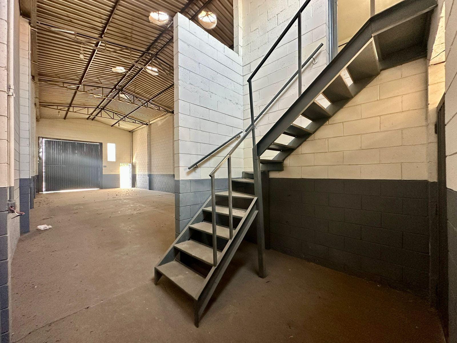 Depósito-Galpão-Armazém para alugar, 158m² - Foto 18