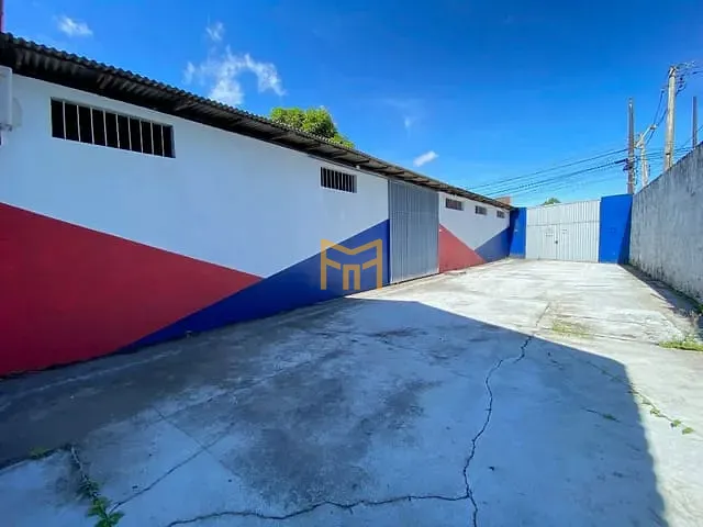 Galpão / Barracão com 500m², para alugar, no bairro Atalaia em Ananindeua
