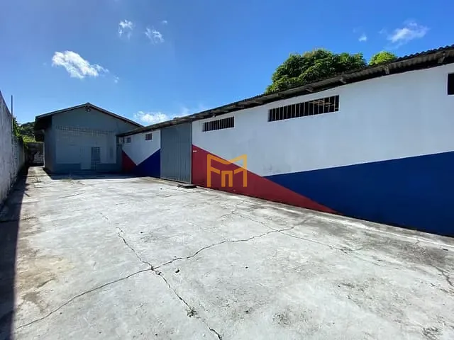 Galpão / Barracão com 500m², para alugar, no bairro Atalaia em Ananindeua