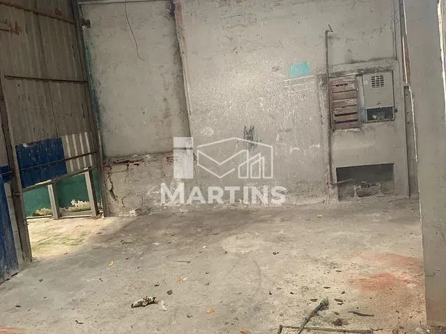 Galpão / Barracão para alugar, no bairro Jardim São Marcos em Itapecerica da Serra