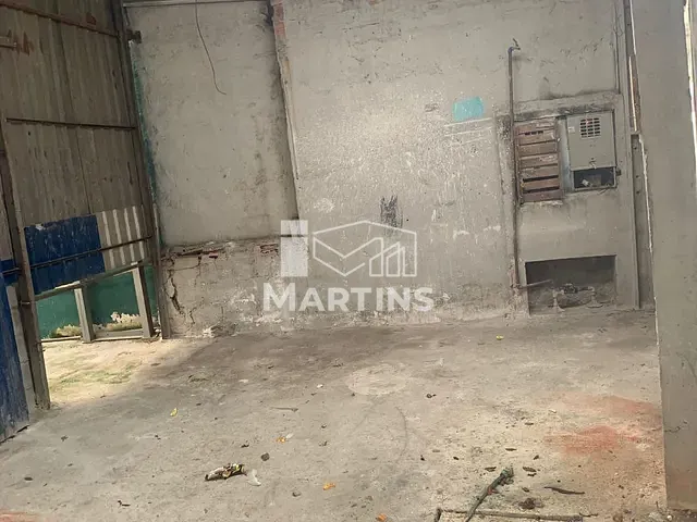 Galpão / Barracão para alugar, no bairro Jardim São Marcos em Itapecerica da Serra