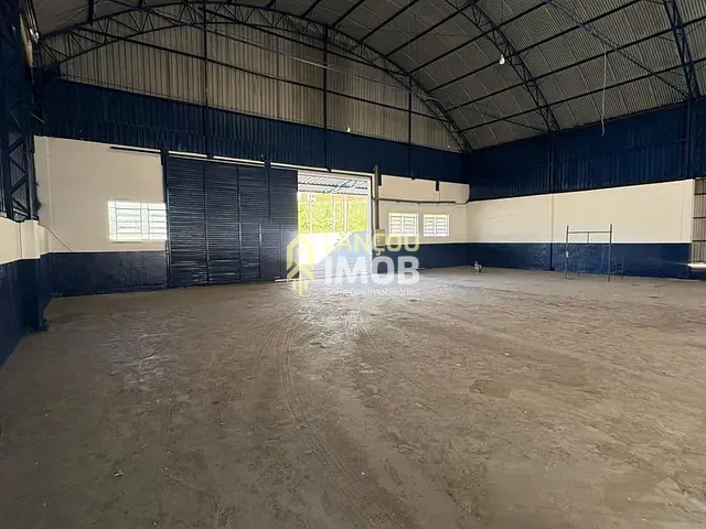 Galpão / Barracão com 700m², para alugar, no bairro Glebas em Franco da Rocha