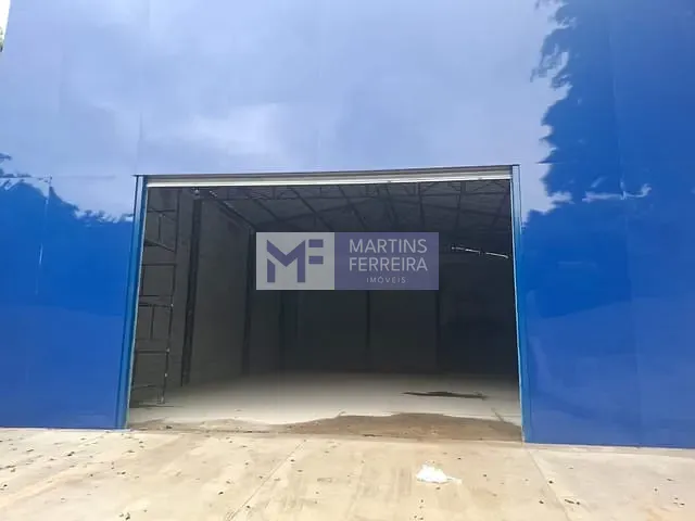 Galpão / Barracão com 375m², para alugar, no bairro Recreio dos Bandeirantes em Rio de Janeiro
