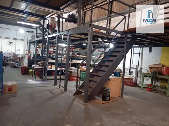 Galpão / Barracão com 420m², para alugar, no bairro Quinta da Paineira em São Paulo