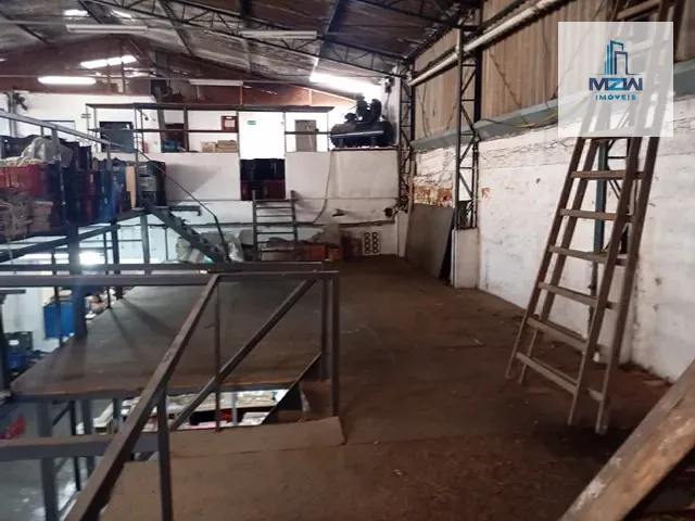 Galpão / Barracão com 420m², para alugar, no bairro Quinta da Paineira em São Paulo
