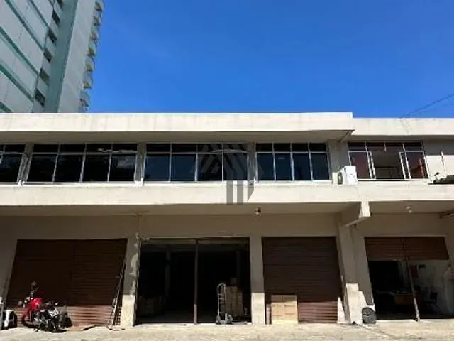 Galpão / Barracão para alugar, no bairro Marco em Belém