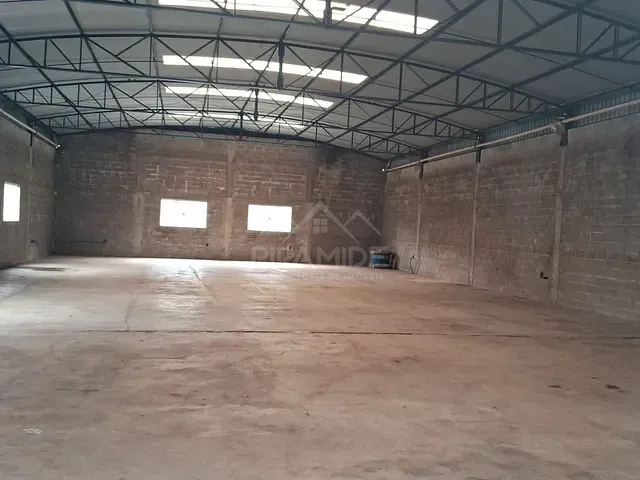 Galpão / Barracão para alugar, no bairro Parque Primavera em Poços de Caldas