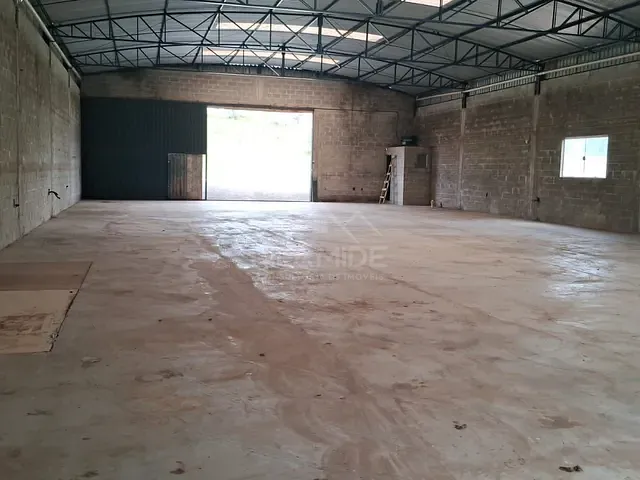 Galpão / Barracão para alugar, no bairro Parque Primavera em Poços de Caldas