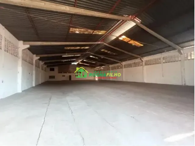 Galpão / Barracão com 3952m², para alugar, no bairro Distrito Industrial em Teresina