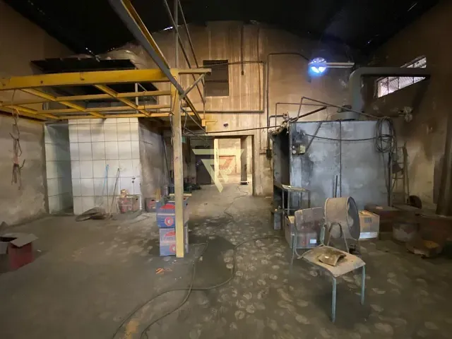 Galpão / Barracão com 466m², para alugar, no bairro Ipiranga em Ribeirão Preto