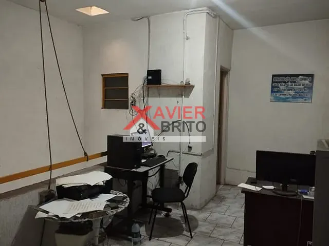 Galpão / Barracão à venda ou para alugar, no bairro Vila Guilhermina em São Paulo