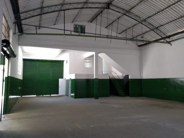 Foto do Galpão / Barracão - Galpão Pronto Para Seu negócio! 💡A.T de 521m², Energia Trifásica, Escritórios e Acesso Estratégico 🚛 | Organização Imobiliária Açores
