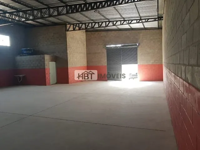 Galpão / Barracão com 322m², à venda ou para alugar, no bairro Parque Roosevelt em Bauru