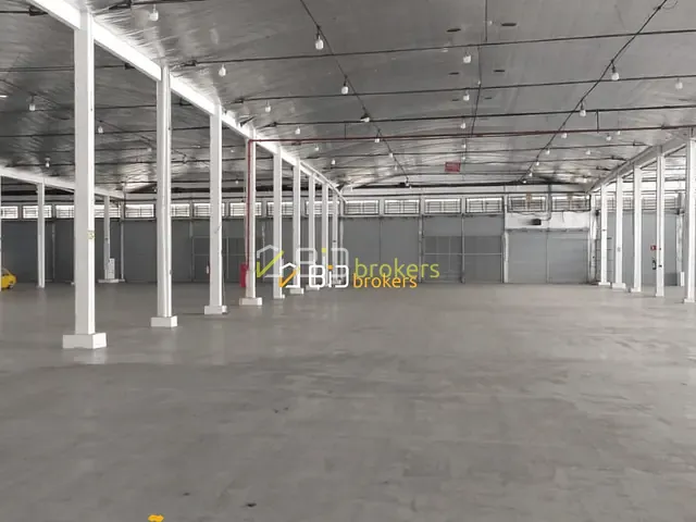 Galpão / Barracão com 5610m², para alugar, no bairro Jardim Humaitá em São Paulo