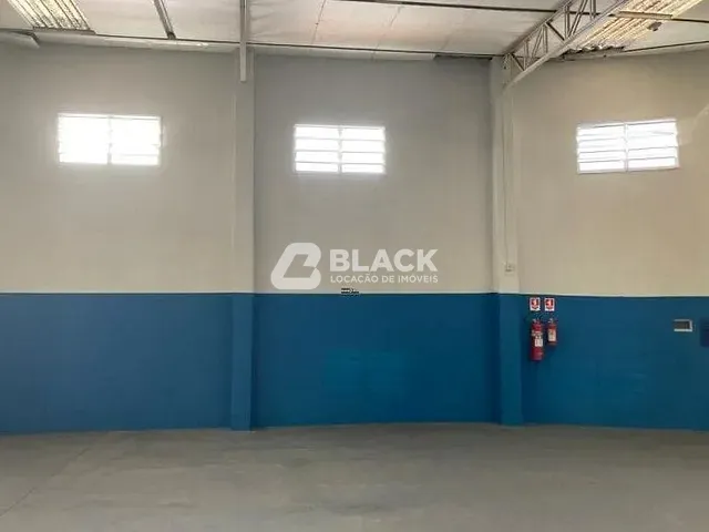 Galpão / Barracão com 230m², à venda ou para alugar, no bairro Jardim Bertanha em Sorocaba