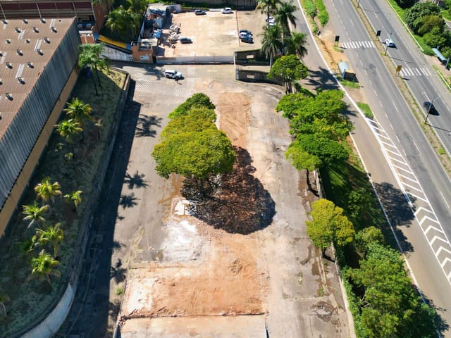 Galpão / Barracão com 47000m², à venda, no bairro Vila Industrial em Piracicaba